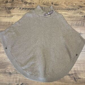Banana Republic Women XS Poncho Shawl‎ Chunky Taupe Buckle Old Money Office Work